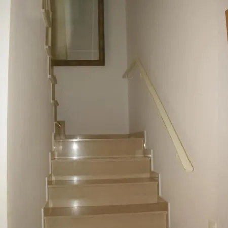 Villa 4 Bedroom Town House Vale De Parra, Close To Gale At22