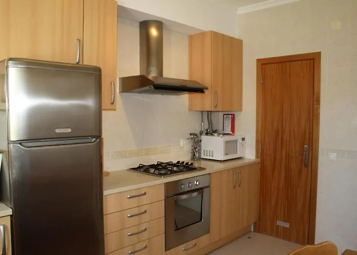 4 Bedroom Town House Vale De Parra, Close To Gale At22
